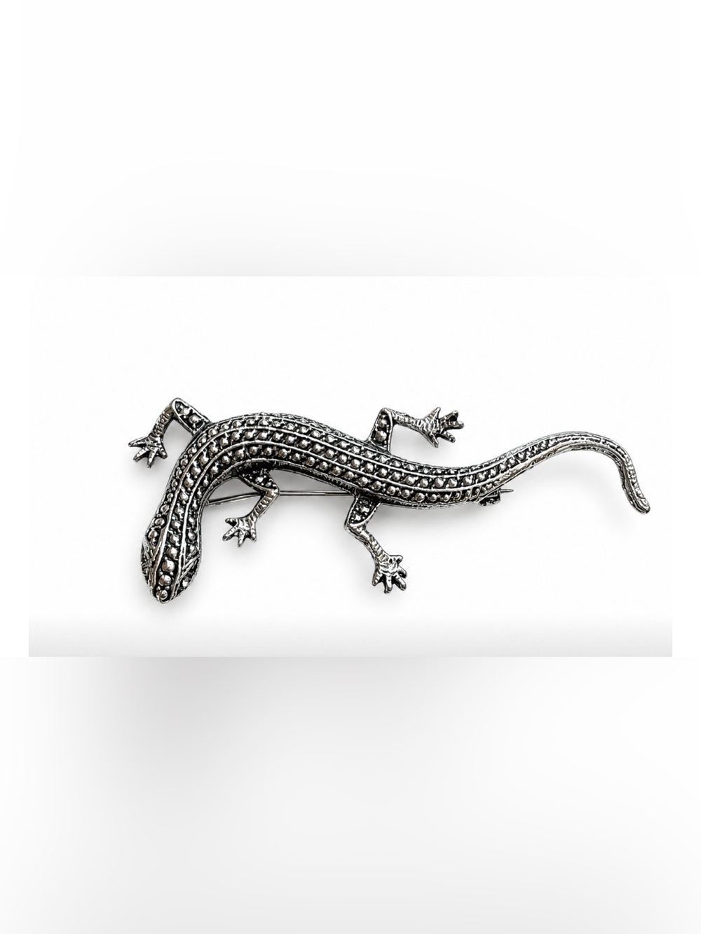 Vintage Silver Tone Gecko Lizard Brooch Pin Rhinestone eyes Reptile 3 Inches